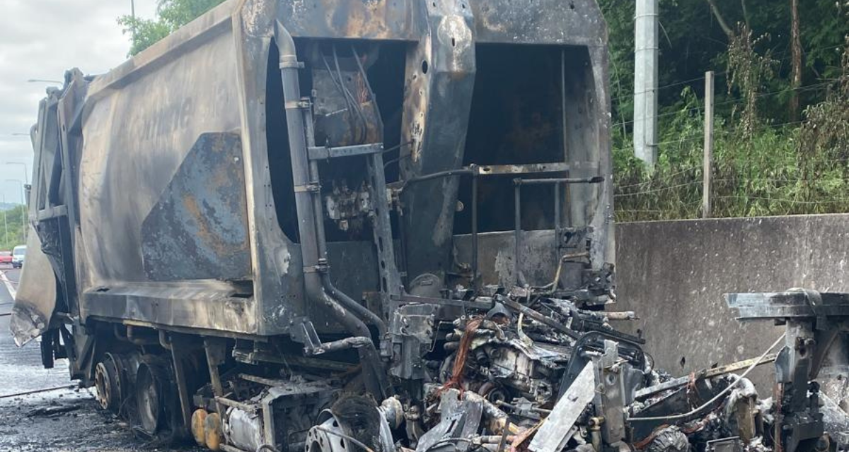 M25 traffic delays near Romford after ‘bin lorry fire’