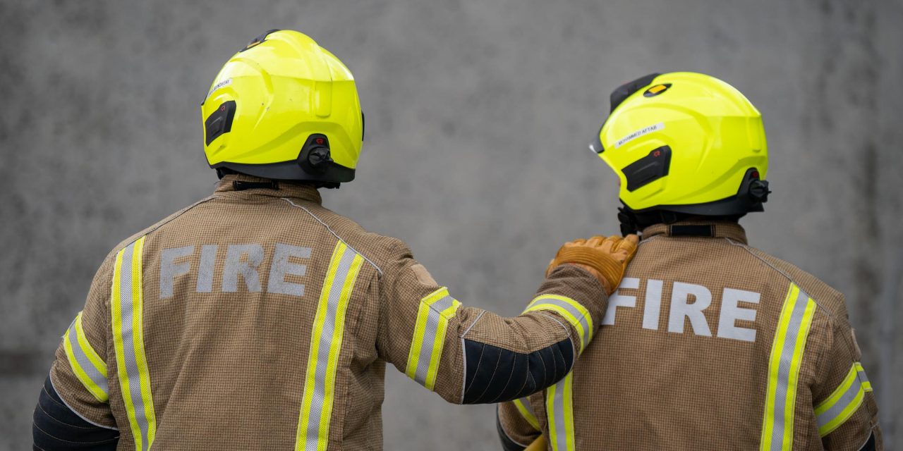 Advice to smokers after Isle of Dogs construction site fire