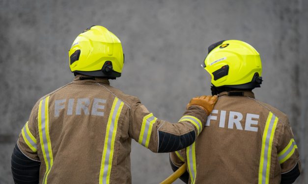 Advice to smokers after Isle of Dogs construction site fire