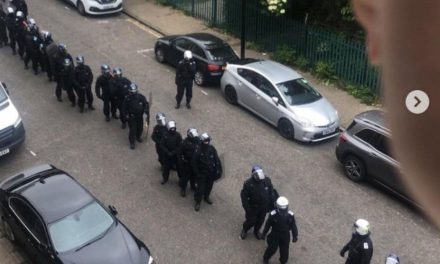 Met Police defend Shadwell eviction attended by riot officers