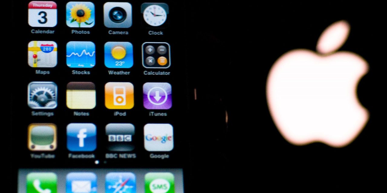 Apple to change iPhone autocorrect so swear word isn’t changed