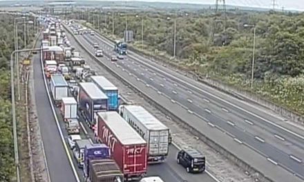 M25 crash between J29 Romford and J28 Brentwood