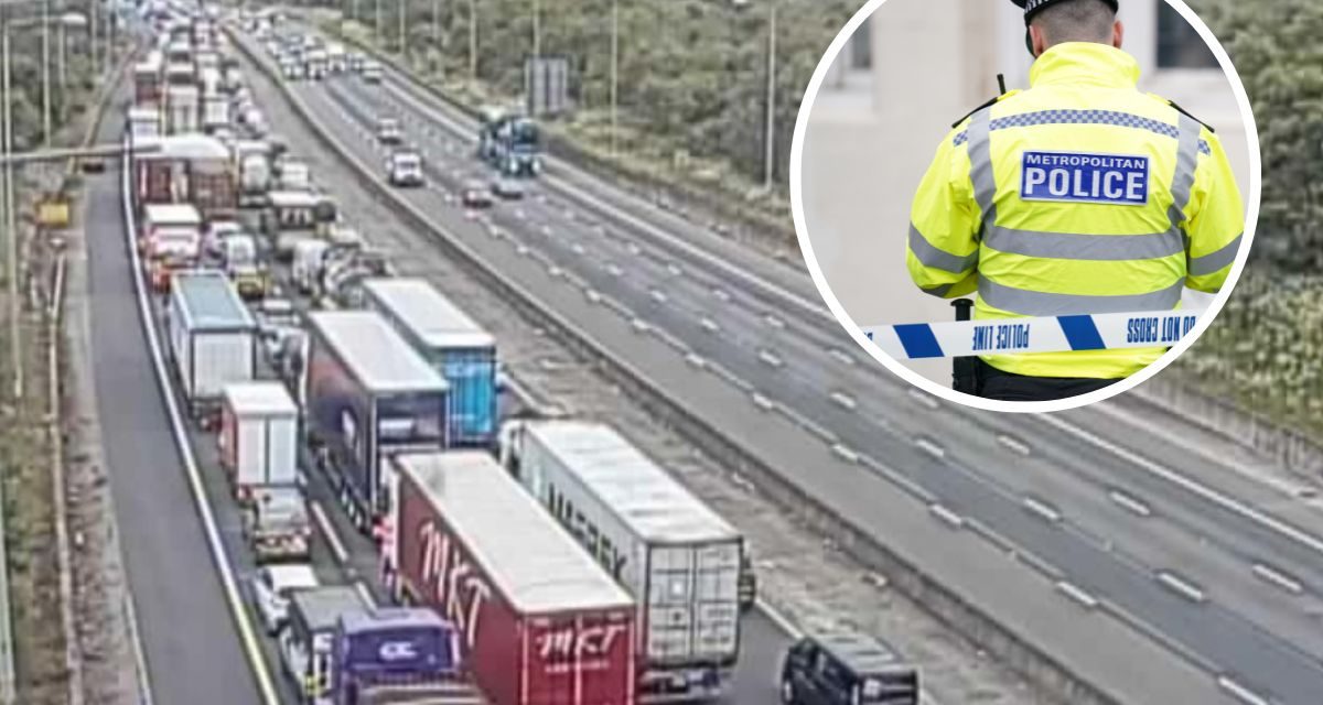 M25 J28 – J29: Motorcyclist in hospital after crash with van