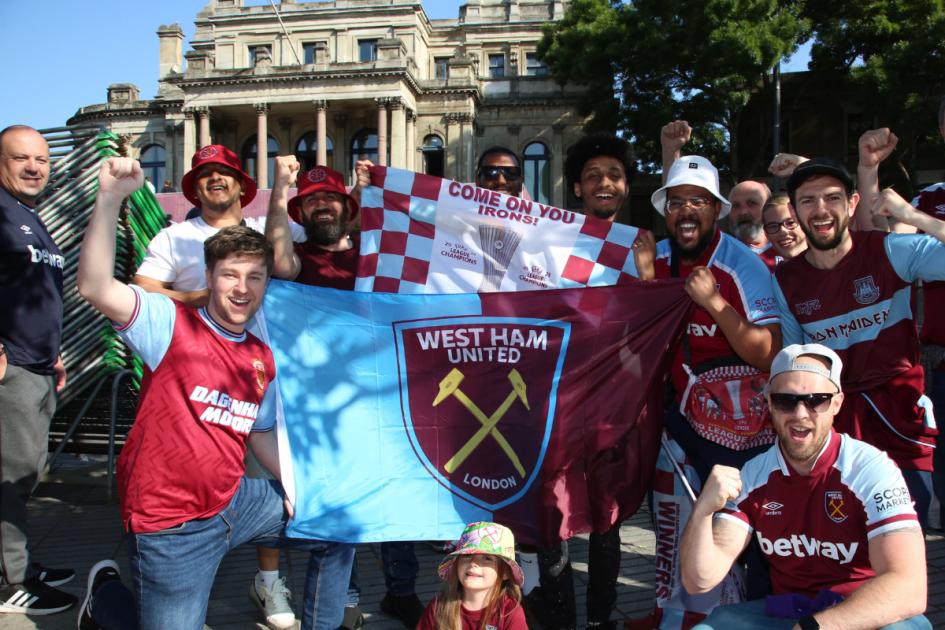 PHOTOS: West Ham fans enjoy historic cup-winning parade