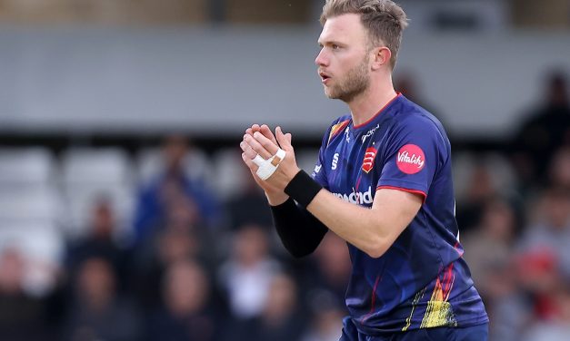 Vitality Blast: Cook hat-trick helps Essex win at Kent