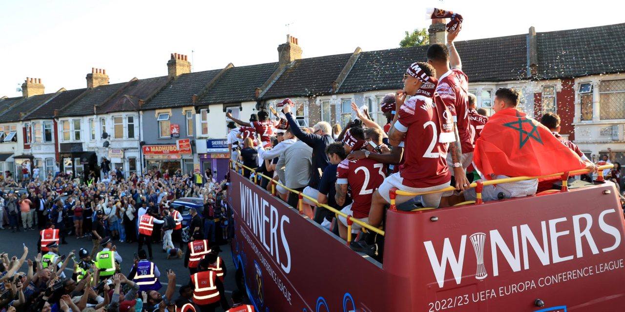RECAP: Thousands turn out for West Ham open top bus parade