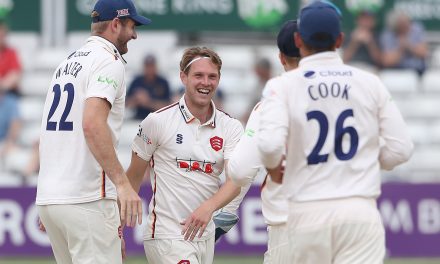 County Championship: Essex complete win over Somerset