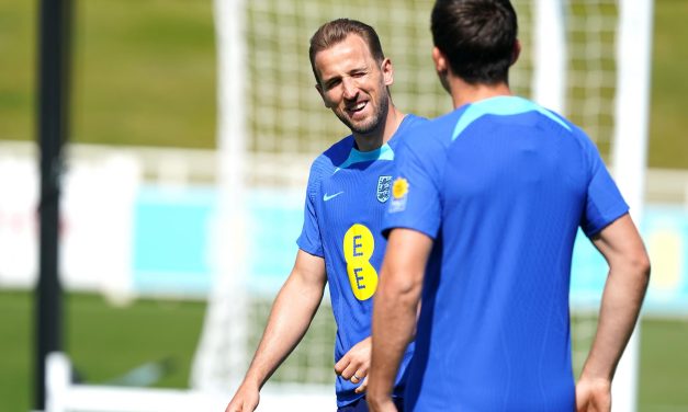 England star Harry Kane shows support for east London hospice