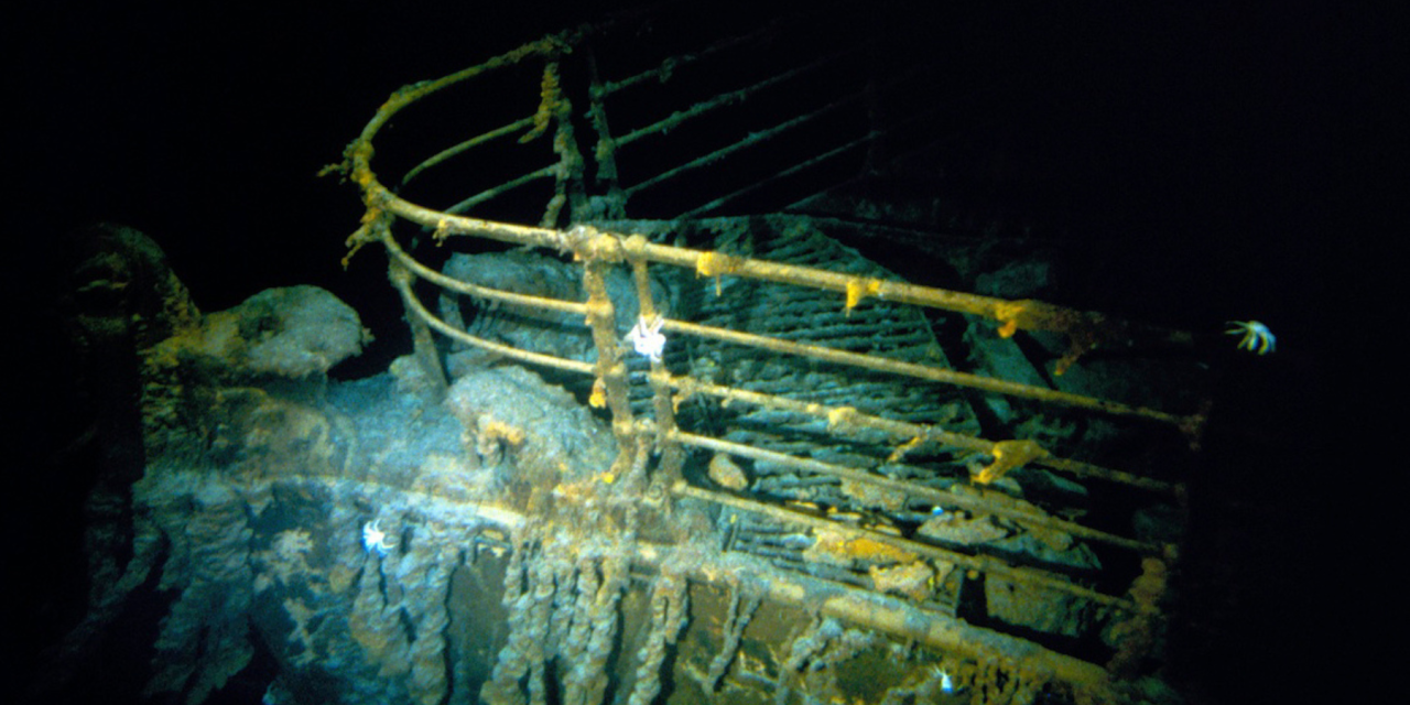 Rescuers face race against time to find Titanic tourist sub