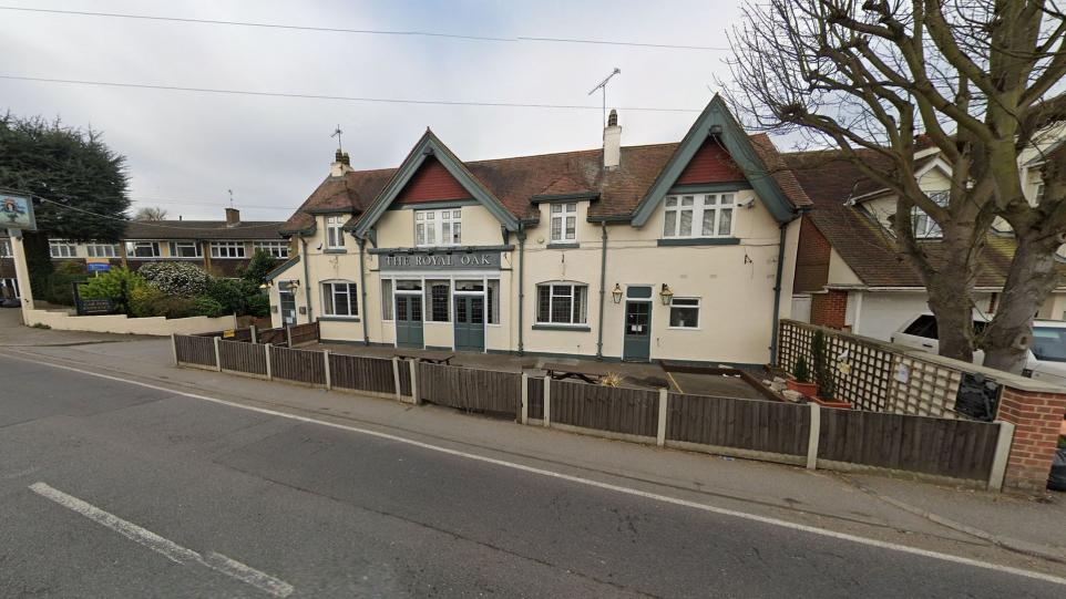 Café may replace former Royal Oak pub in Havering-atte-Bower