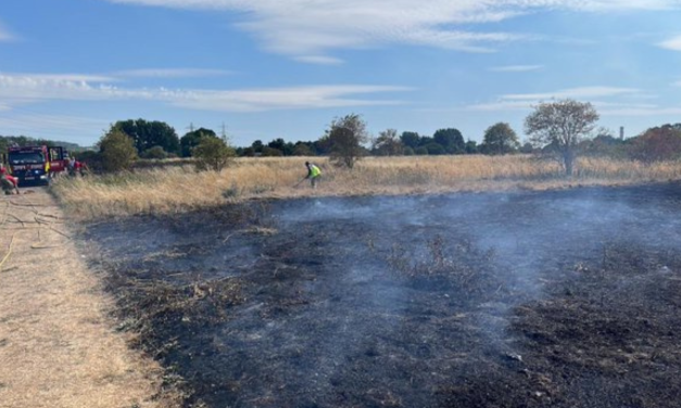 Rainham grass fire sparks London Fire Brigade barbecue warning