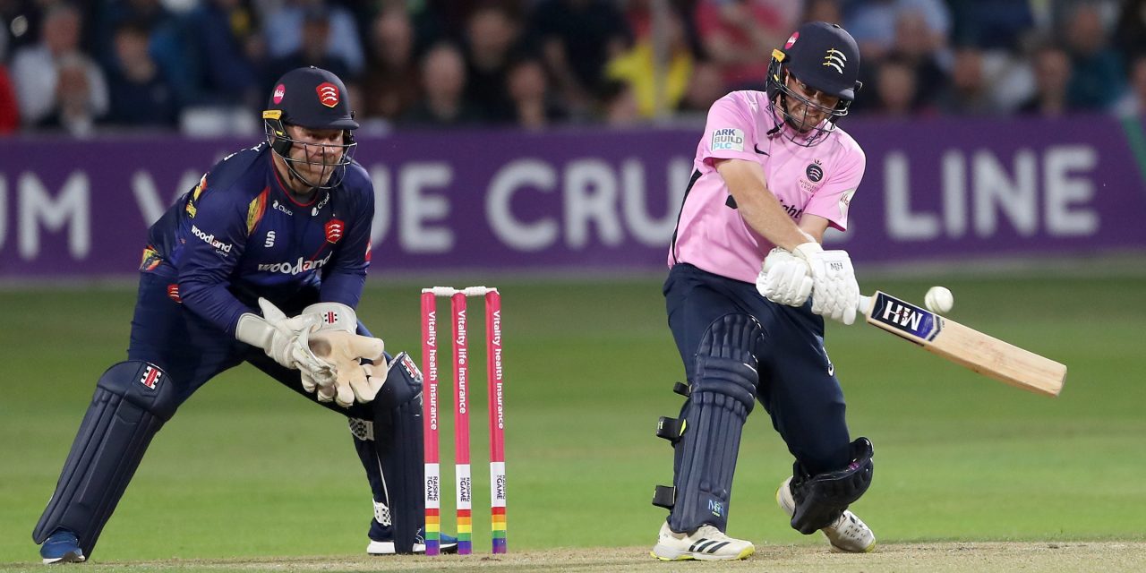 Vitality Blast: Middlesex leave Essex hopes hanging