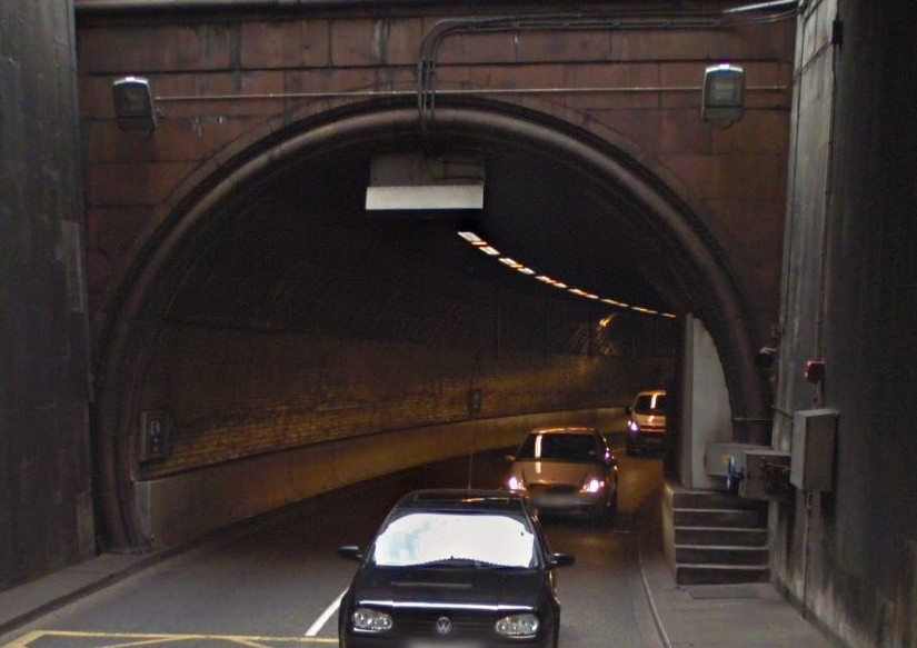 Blackwall Tunnel: Height restriction and when is it busiest?