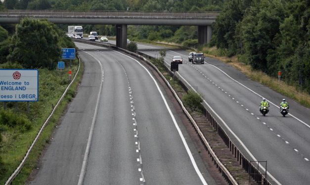 Drivers warned of fines for flashing lights as warning