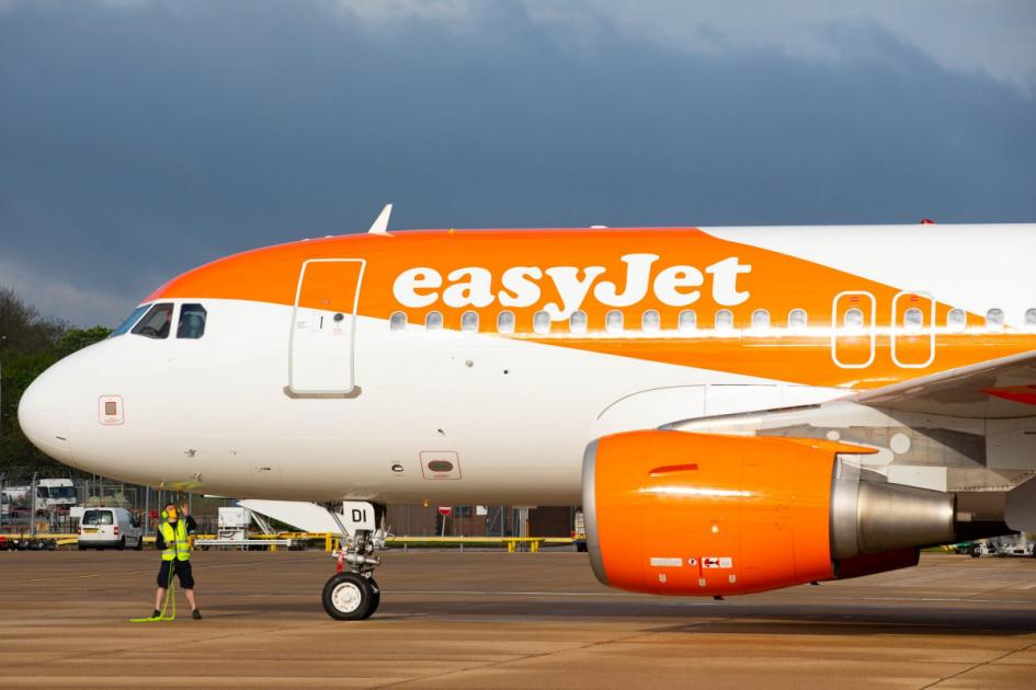 easyJet cancelling flights from Gatwick airport this summer