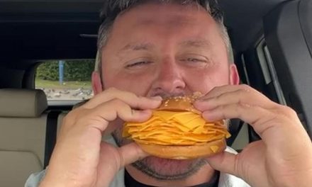 Dad eats UK’s first ‘real cheeseburger’ at Burger King