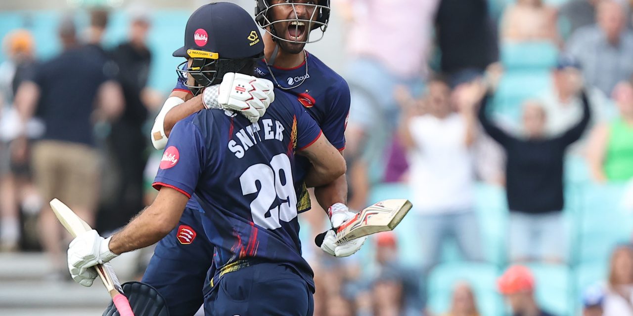 Vitality Blast: Essex win last-ball thriller at Surrey