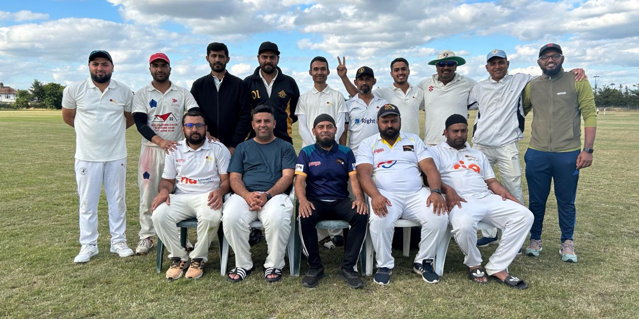 Scintilla CC celebrate win double in Essex County League