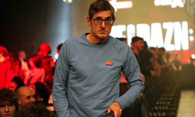 Louis Theroux issues alopecia update to fans in new post