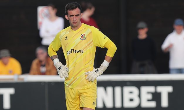 Sam Howes wants to be number one for Leyton Orient