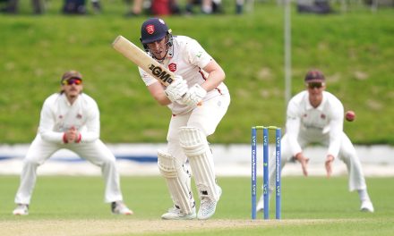 County Championship: Dan Lawrence ton puts Essex well on top