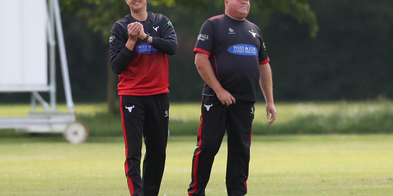 Hornchurch captain Billy Gordon hoping rain stays away