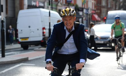 Jeremy Vine says drivers should let cyclists overtake them
