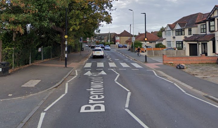 Havering Council rejects petition for school lollipop people