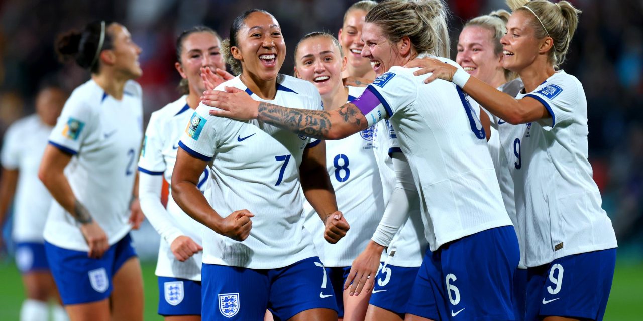 World Cup: Super England hit China for six to top group