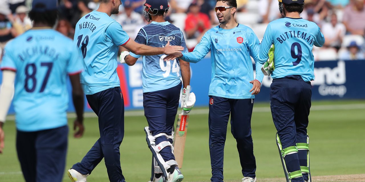 Essex collapse in defeat as Yorkshire duo produce bests