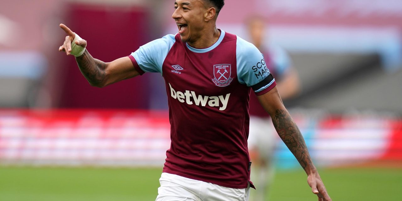 West Ham United give Jesse Lingard time to earn deal
