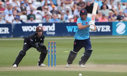 One Day Cup: Last-ball defeat sees Essex take wooden spoon