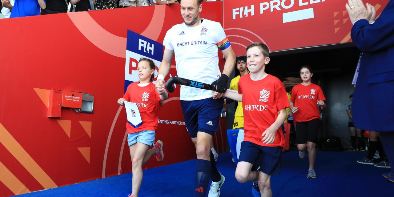 EuroHockey: England men take silver after Dutch defeat