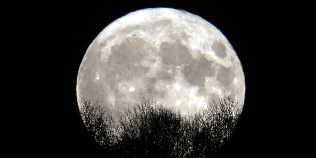 Blue Moon to appear in London- How to see and what to expect