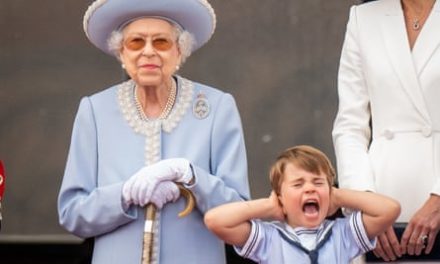 One of last photos of Queen Elizabeth II up for national award | Queen Elizabeth II