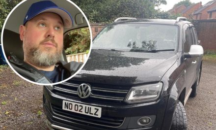 London funeral director’s anti-ULEZ £500 number plate