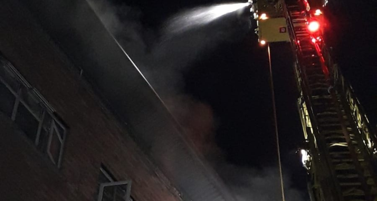 Nearly 100 firefighters tackle blaze in Whitechapel