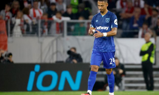 Europa League: Olympiacos 2 West Ham United 1 – match report