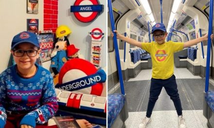 8 year old London Tube superfan smashes viral game