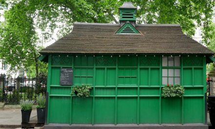 What are London green huts used for? The cabbie’s hut history