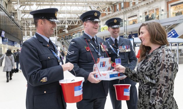 London Poppy Day 2023 plan with live music and Jools Holland