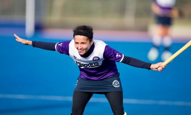 Hockey: Old Loughts women upset leaders, men sink Bath