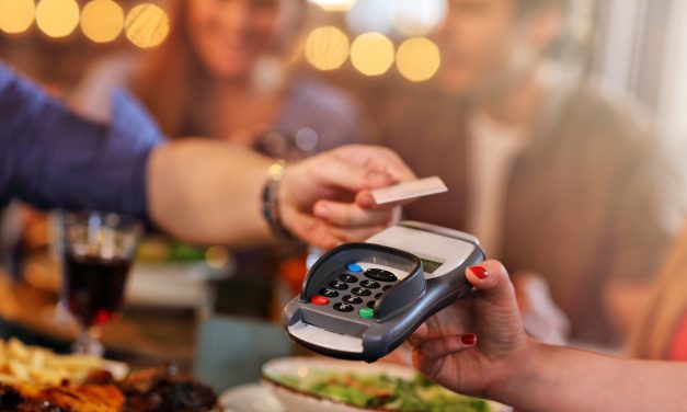 Do you have to pay service charge in UK restaurants?